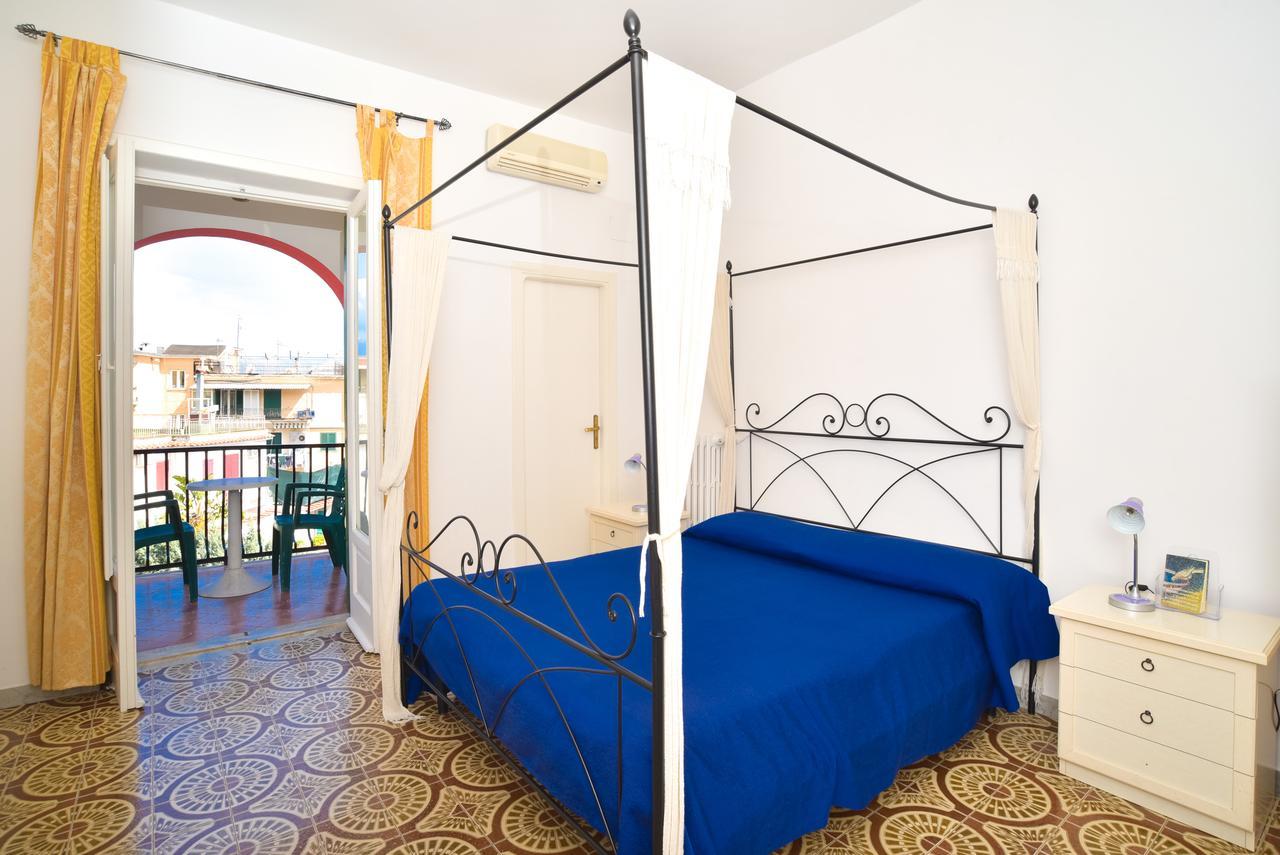 Charme Hotel La Villa Tina Ischia Exteriér fotografie